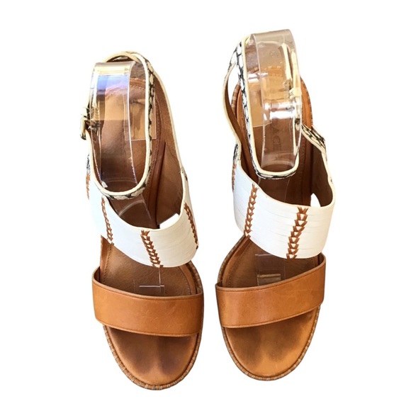 Coach Tan and White Heels - Picture 7 of 9